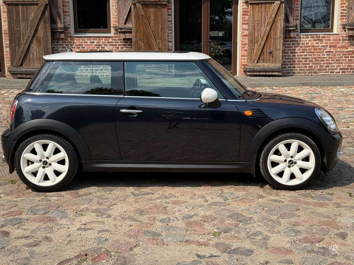 Mini Cooper, 1.6 l., coupe