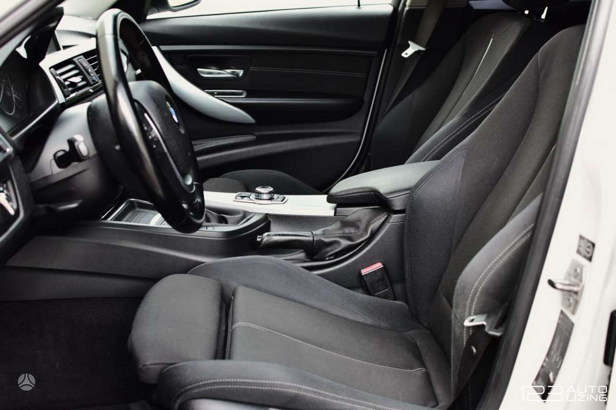 BMW 320, 2.0 l., Седан