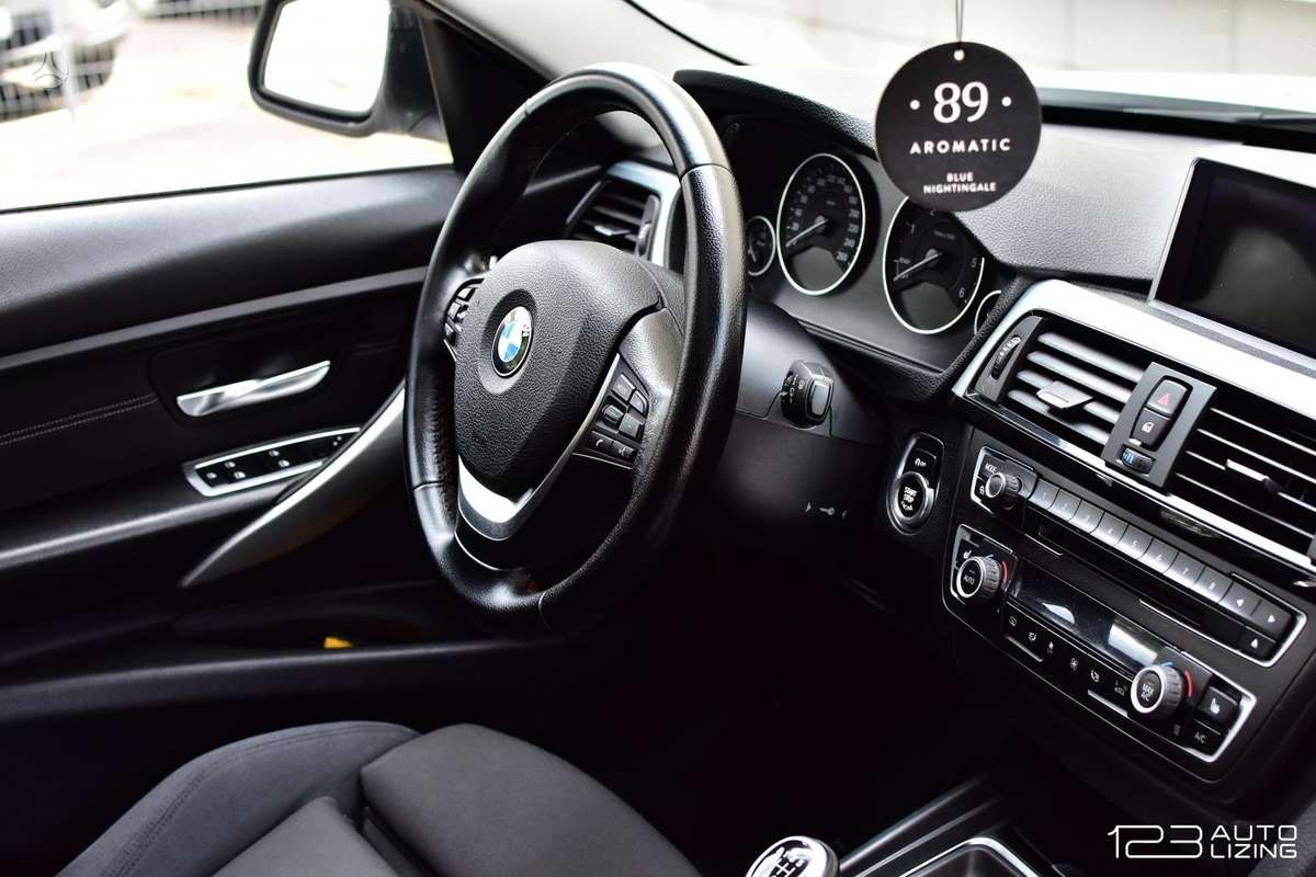 BMW 320, 2.0 l., Седан