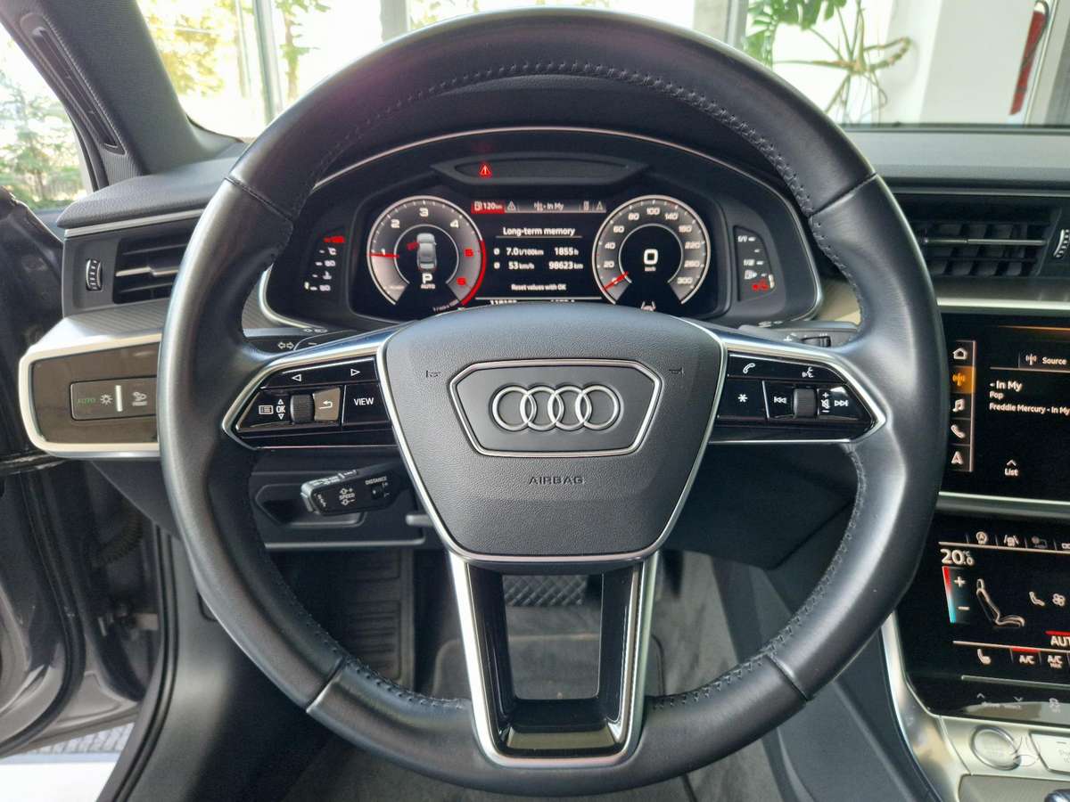 Audi A6, 3.0 l., Седан