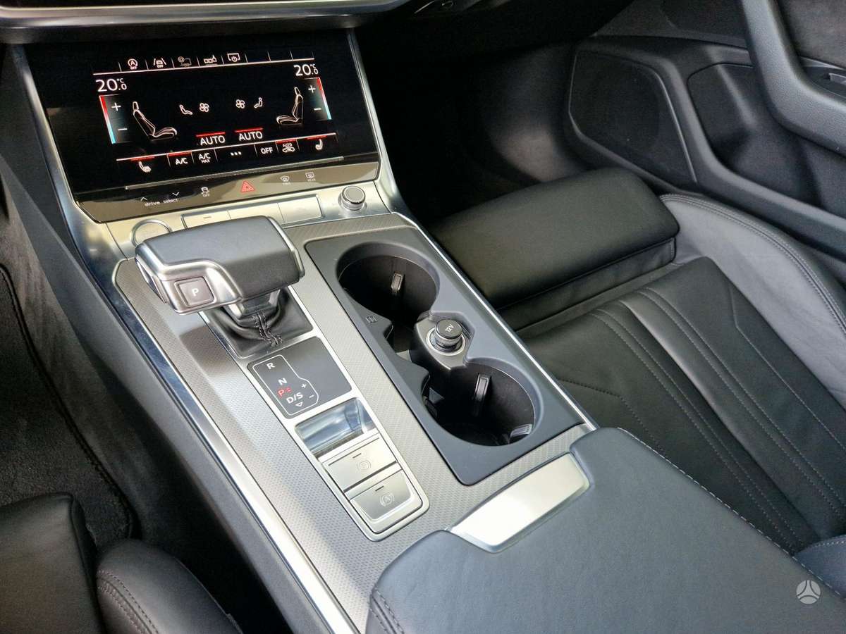 Audi A6, 3.0 l., Седан