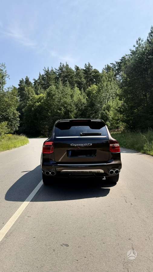 Porsche Cayenne - 5