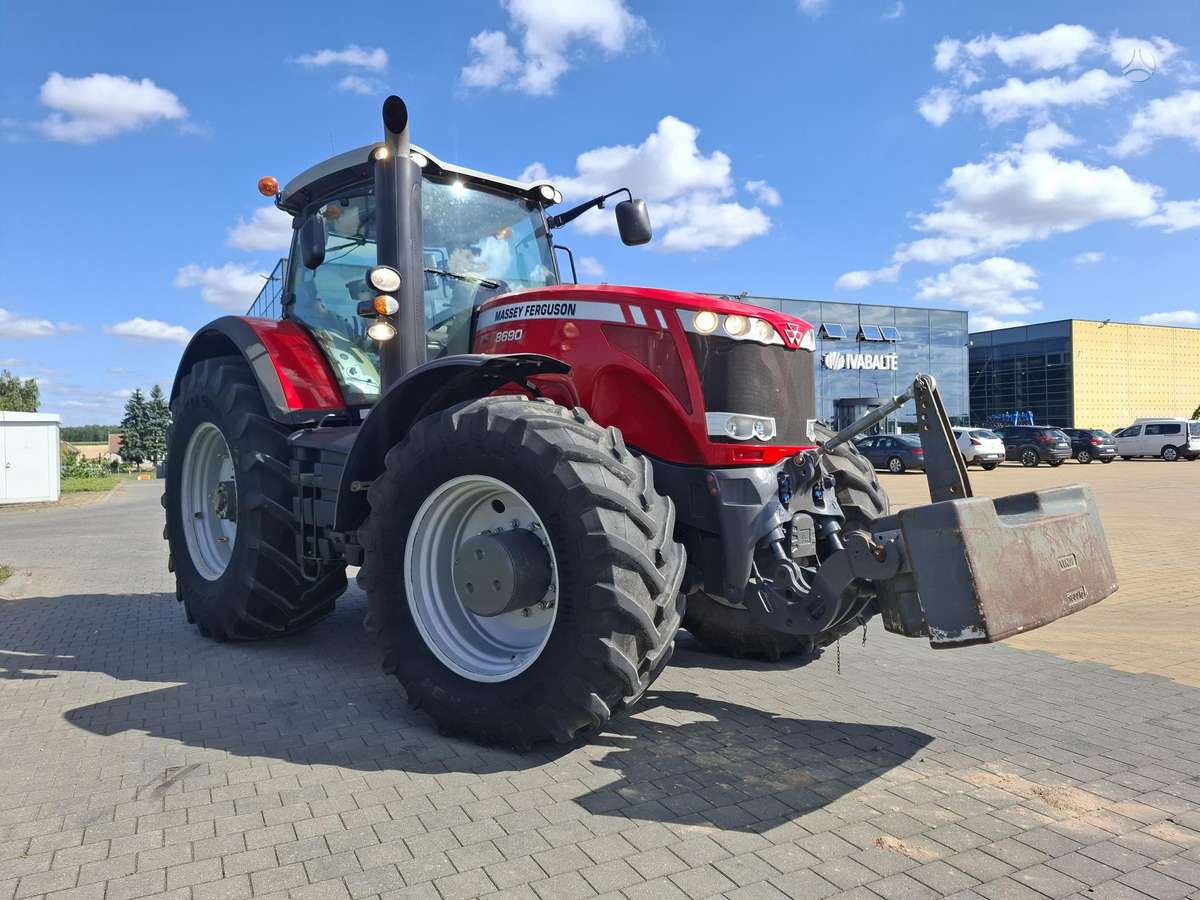 Massey Ferguson 8690, tractors