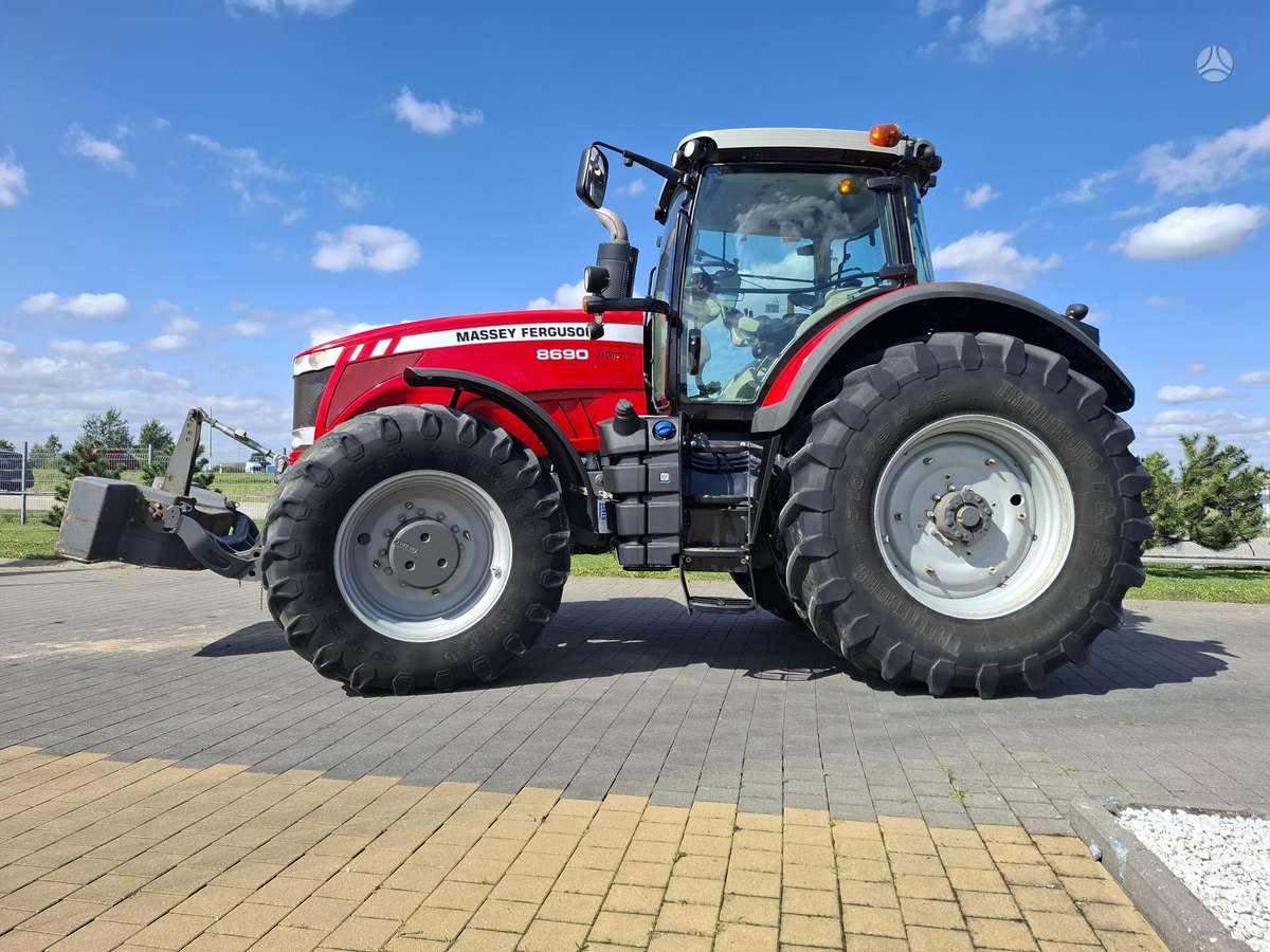 Massey Ferguson 8690, тракторы