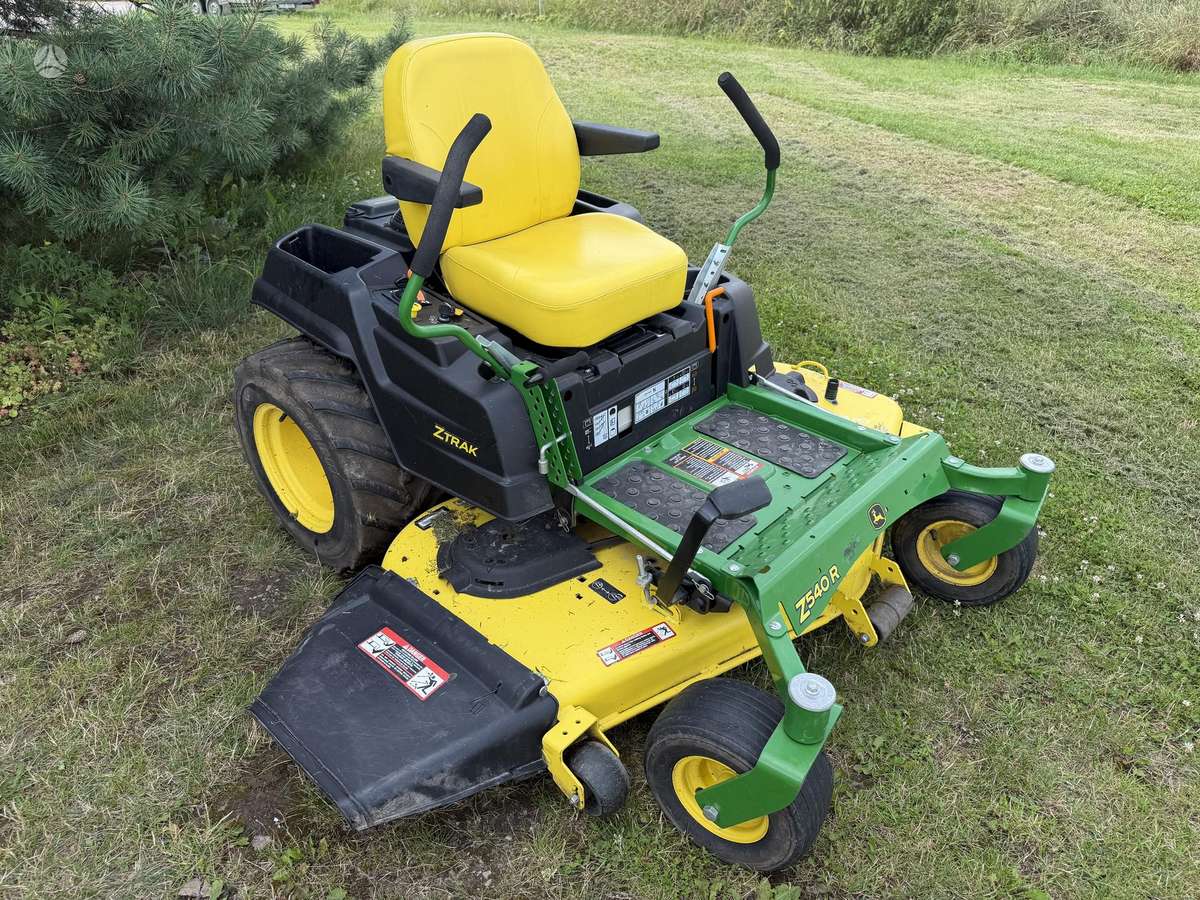 John Deere Z540r, garden tractors