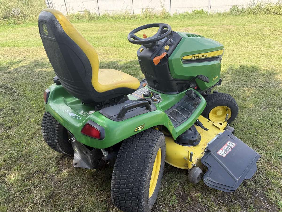 John Deere X584, садовые тракторы