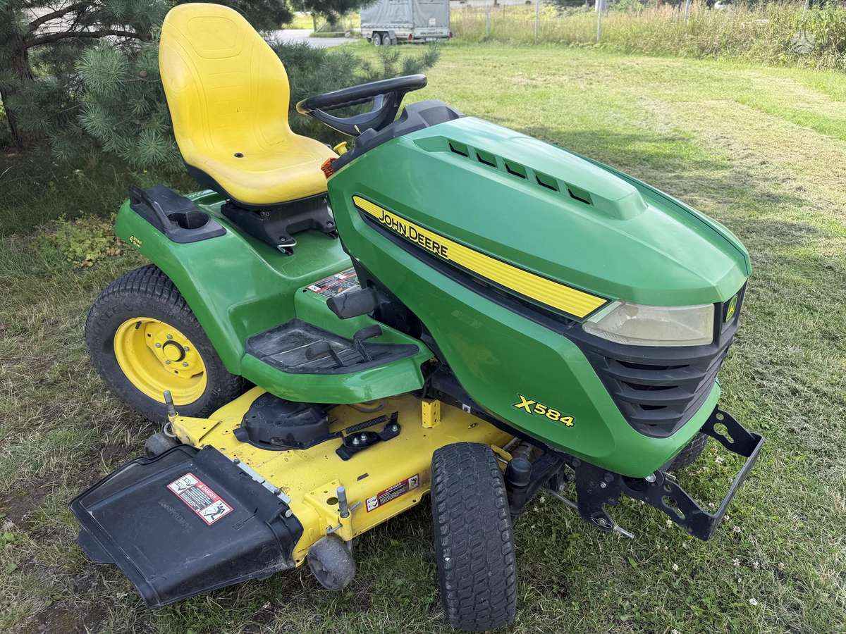 John Deere X584, садовые тракторы