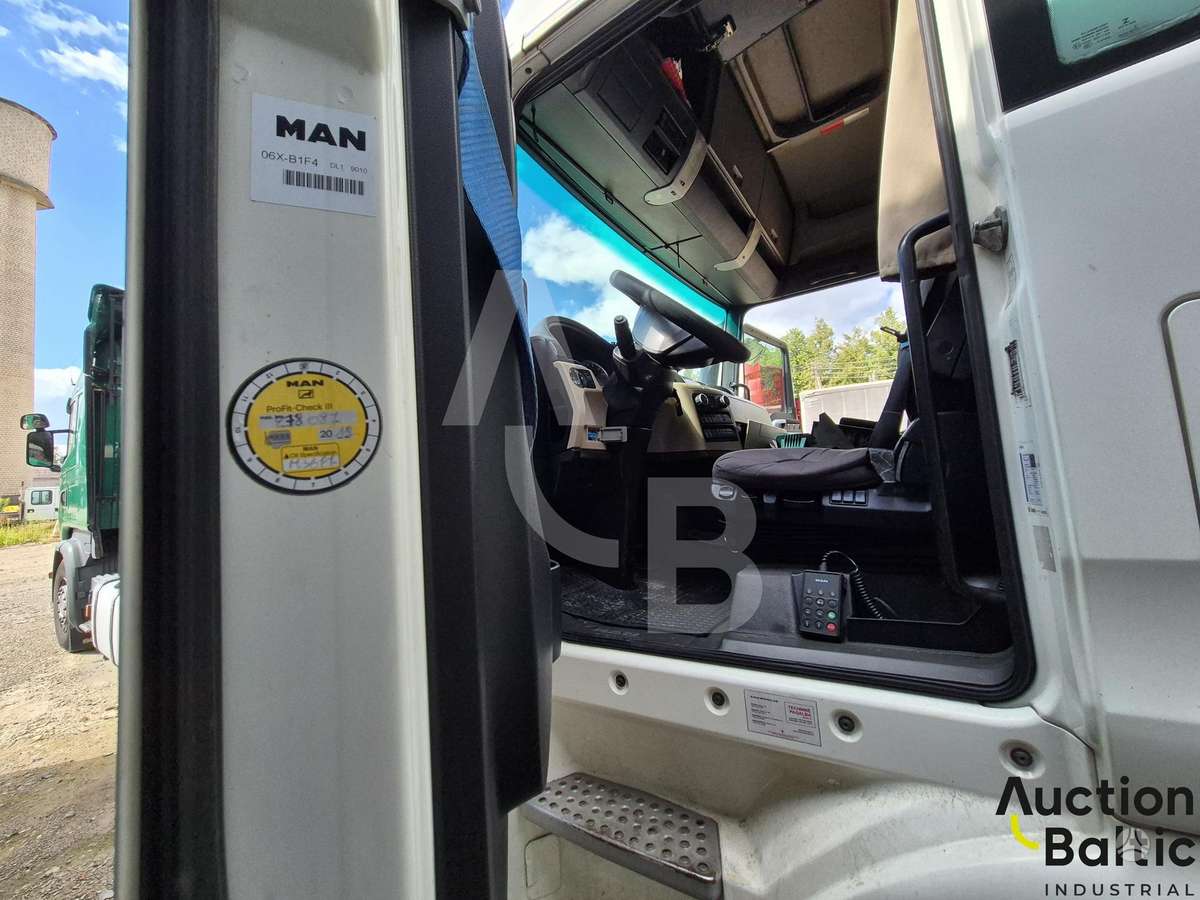 MAN TGX 18.500 BLS, double sleeper