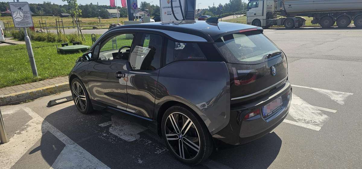 BMW i3, 42 kWh, hatchback