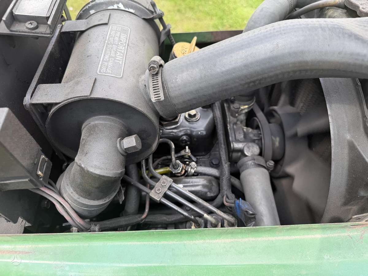 John Deere 655, garden tractors
