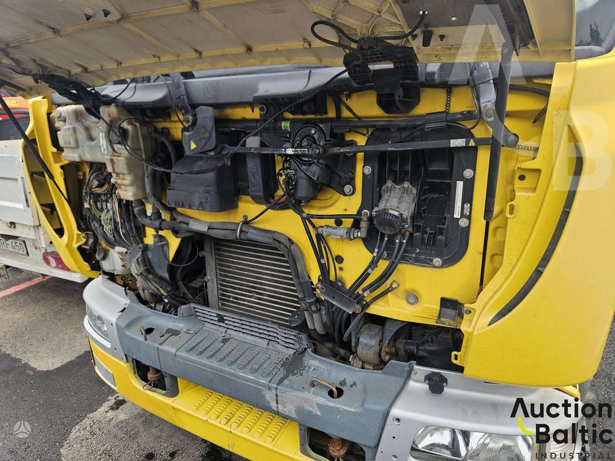 Renault Midlum, dumpers with crane