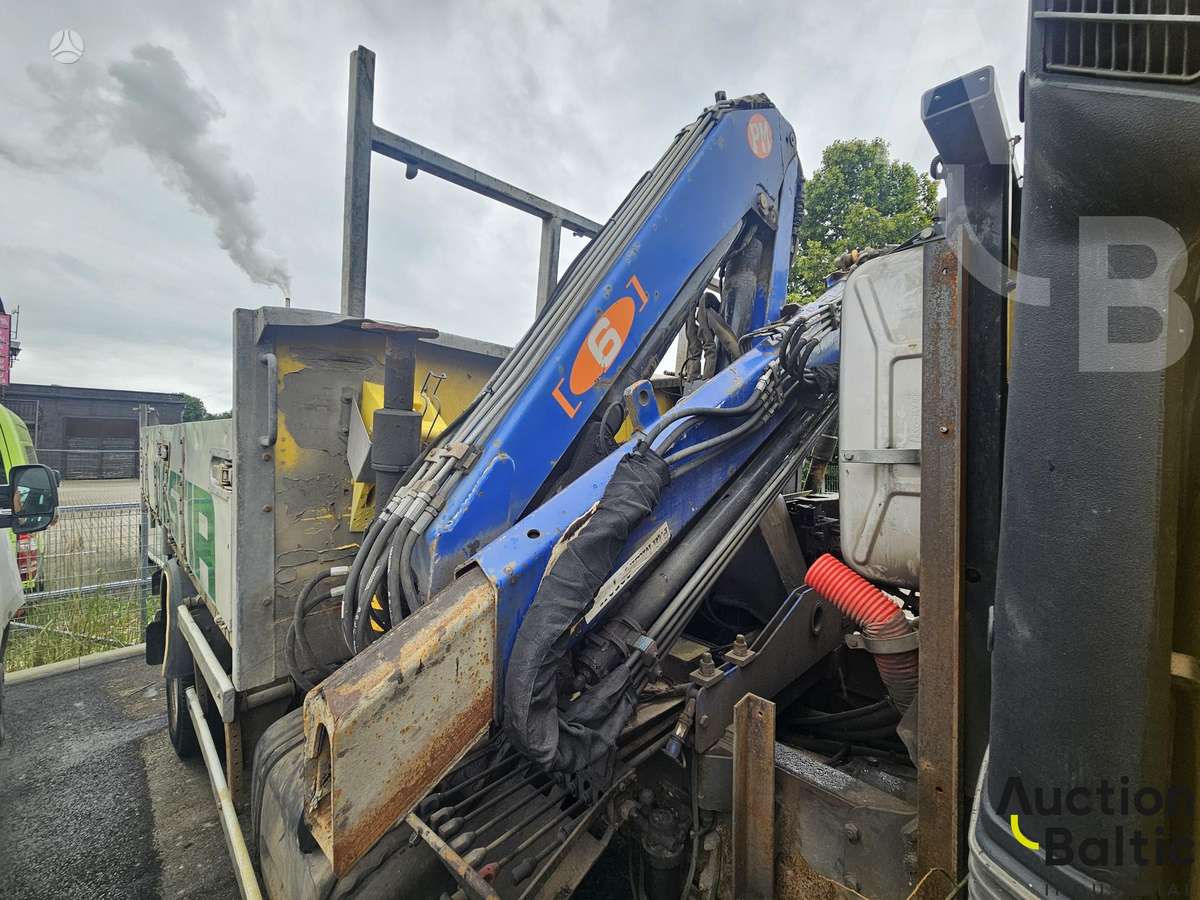 Renault Midlum, dumpers with crane