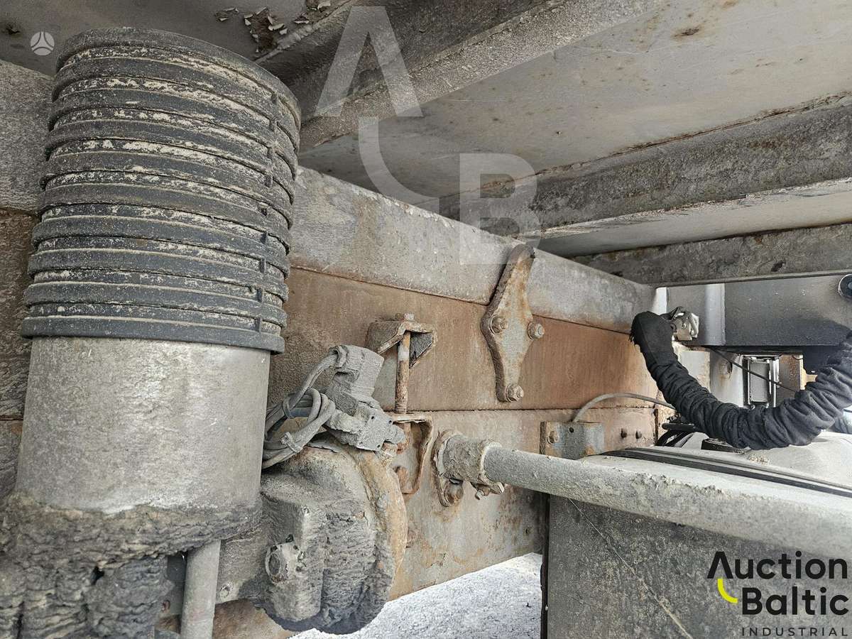 Renault Midlum, dumpers with crane
