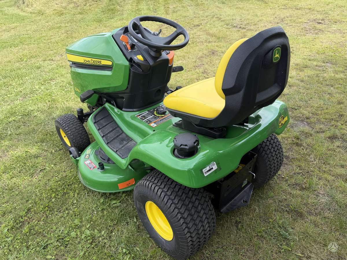 John Deere X350, садовые тракторы