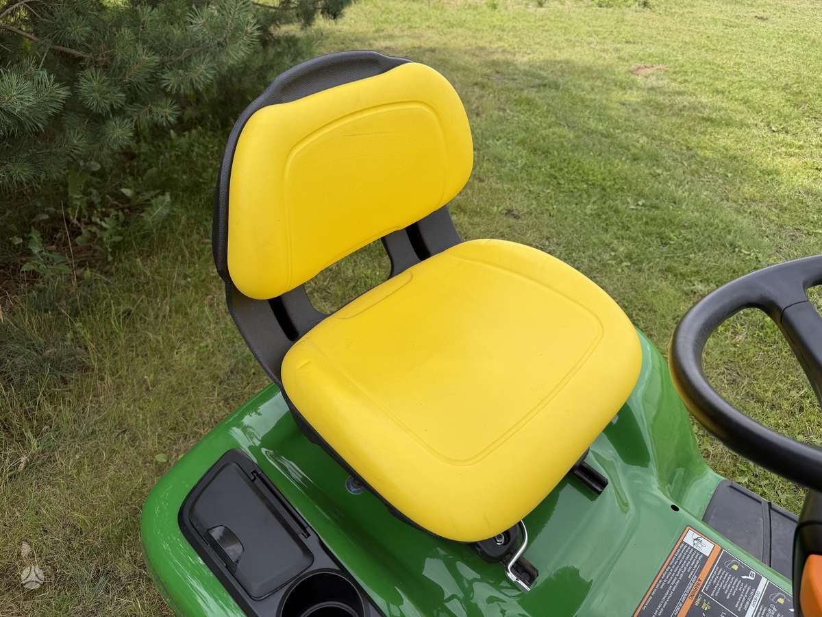 John Deere X350, садовые тракторы