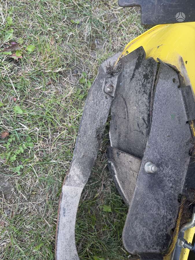 John Deere X350, sodo traktoriai