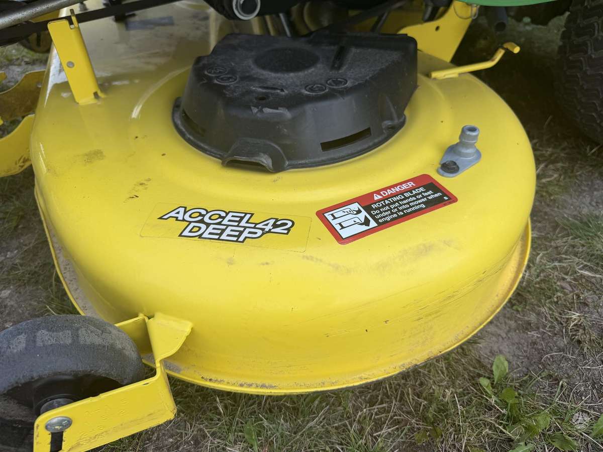 John Deere X350, садовые тракторы