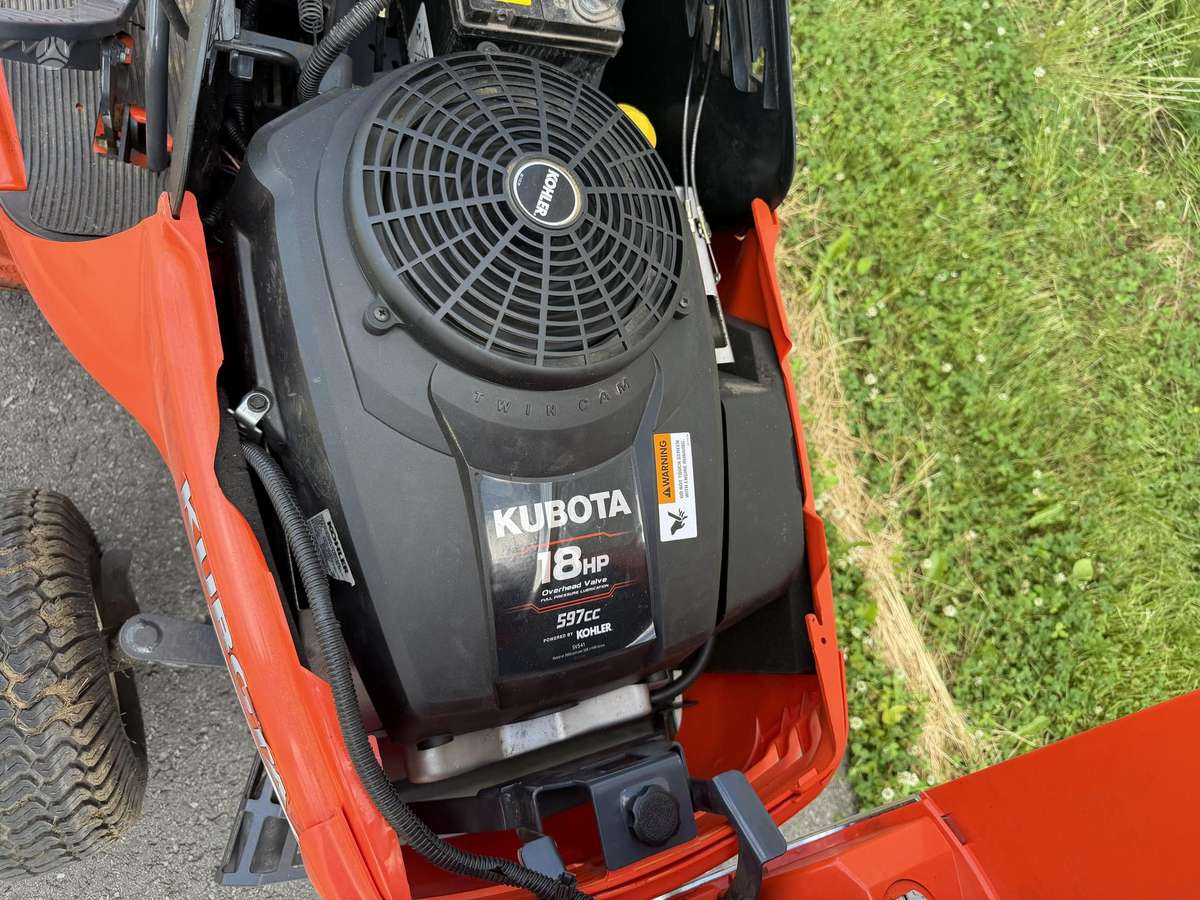 Kubota T1880, garden tractors