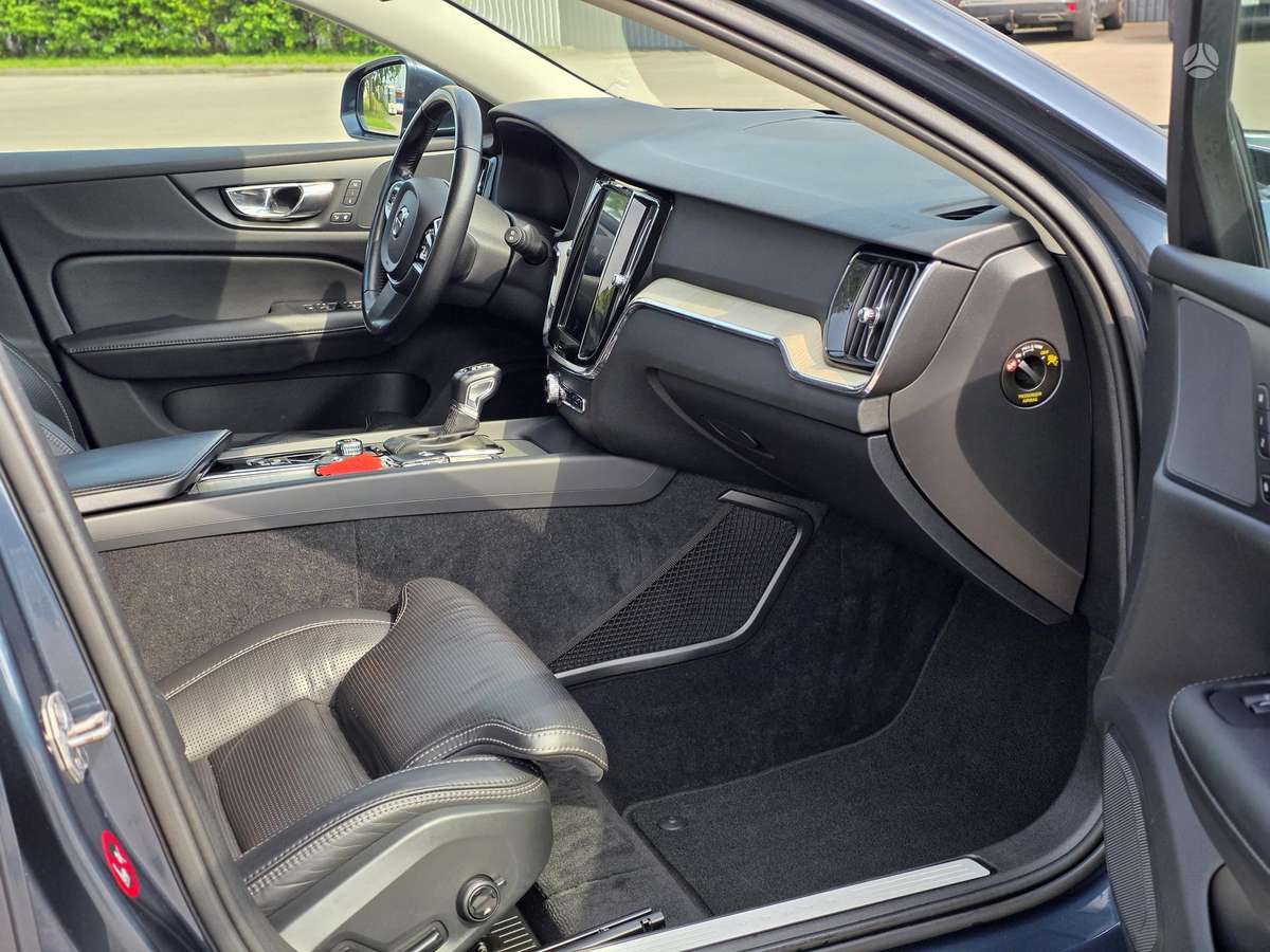Volvo V60, 2.0 l., Универсал