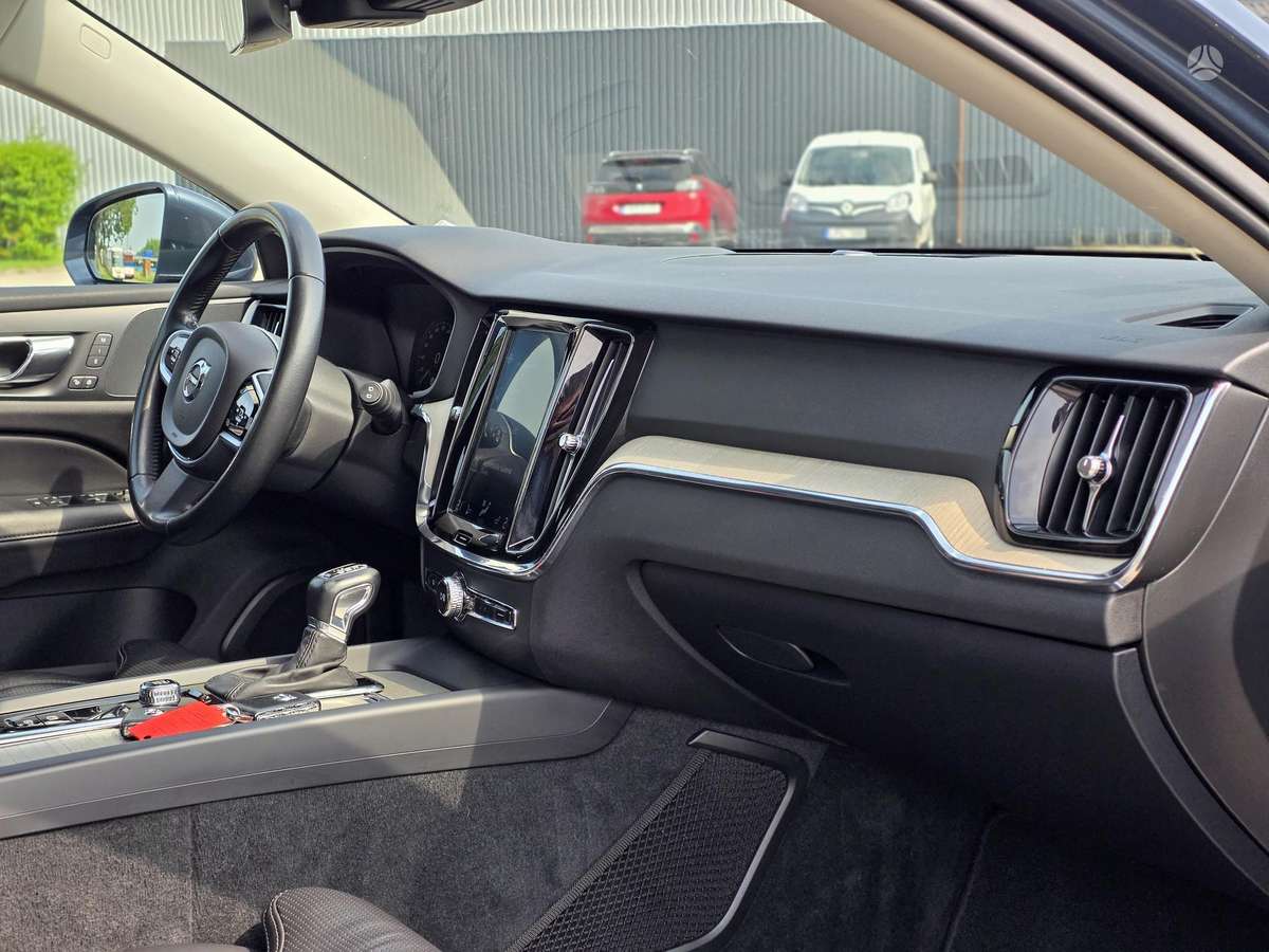 Volvo V60, 2.0 l., Универсал