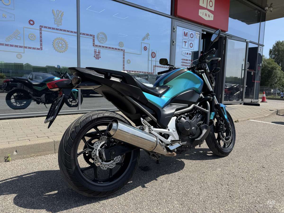 Honda NC 700cc, street / classic