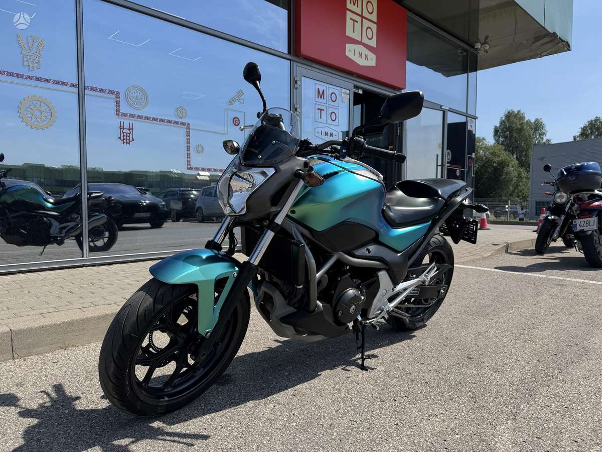 Honda NC 700cc, street / classic