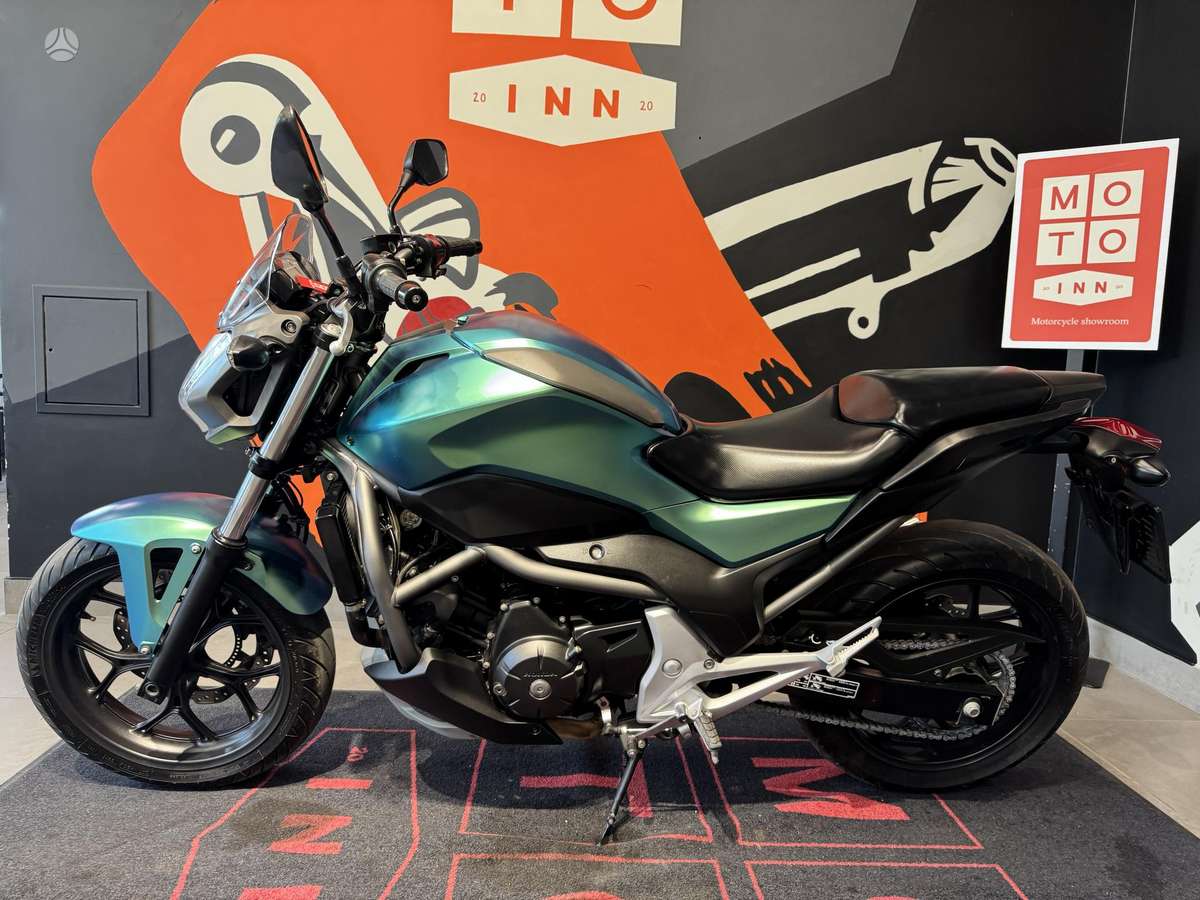 Honda NC 700cc, street / classic