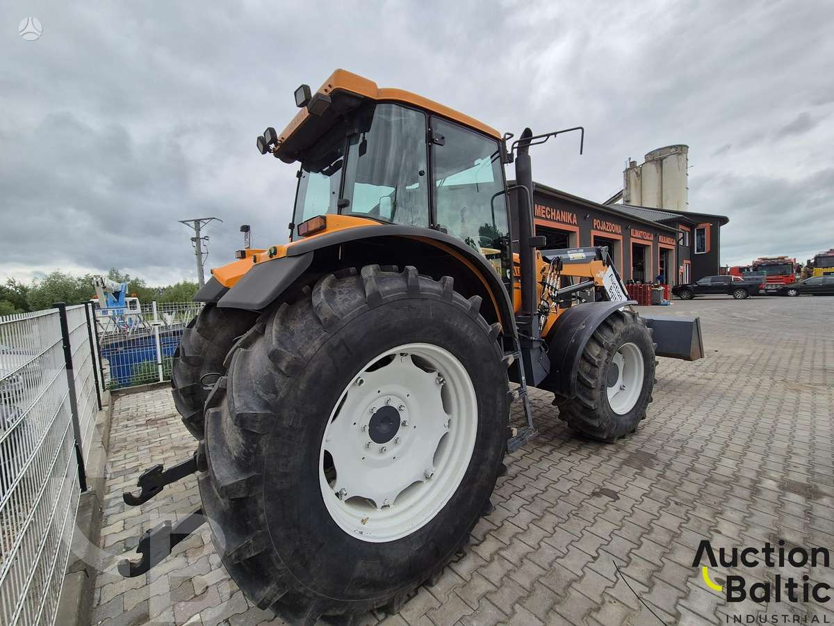 Renault Ares 710 RZ, ekskavatoriai