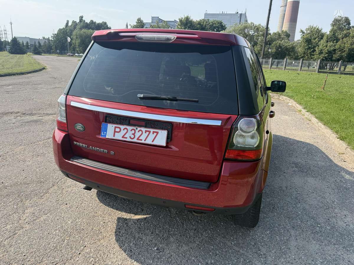 Land Rover Freelander, 2.2 l., off-road / crossover