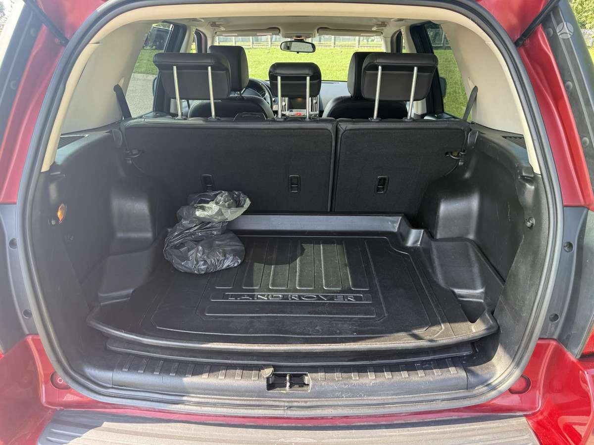 Land Rover Freelander, 2.2 l., off-road / crossover
