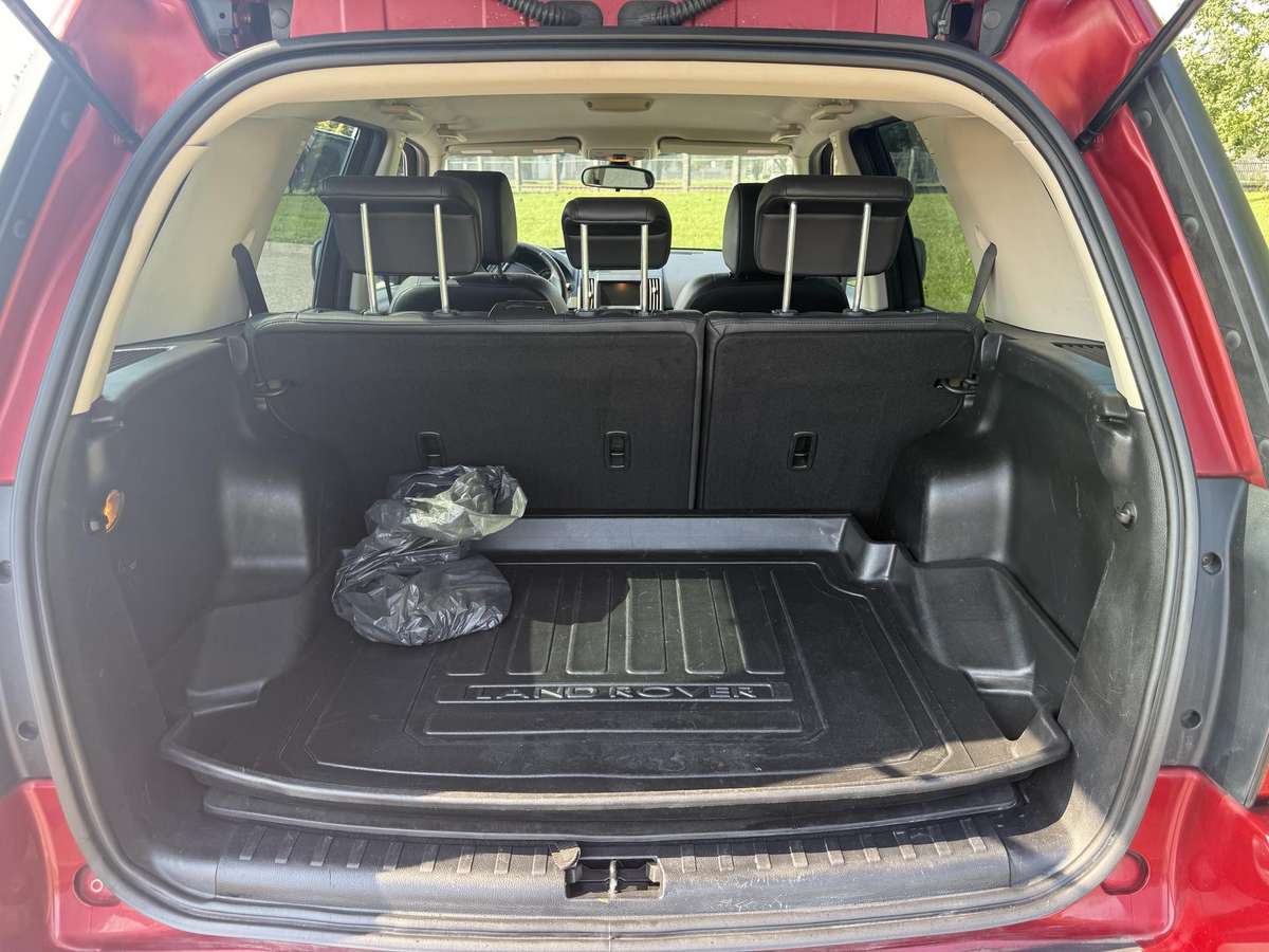 Land Rover Freelander, 2.2 l., off-road / crossover