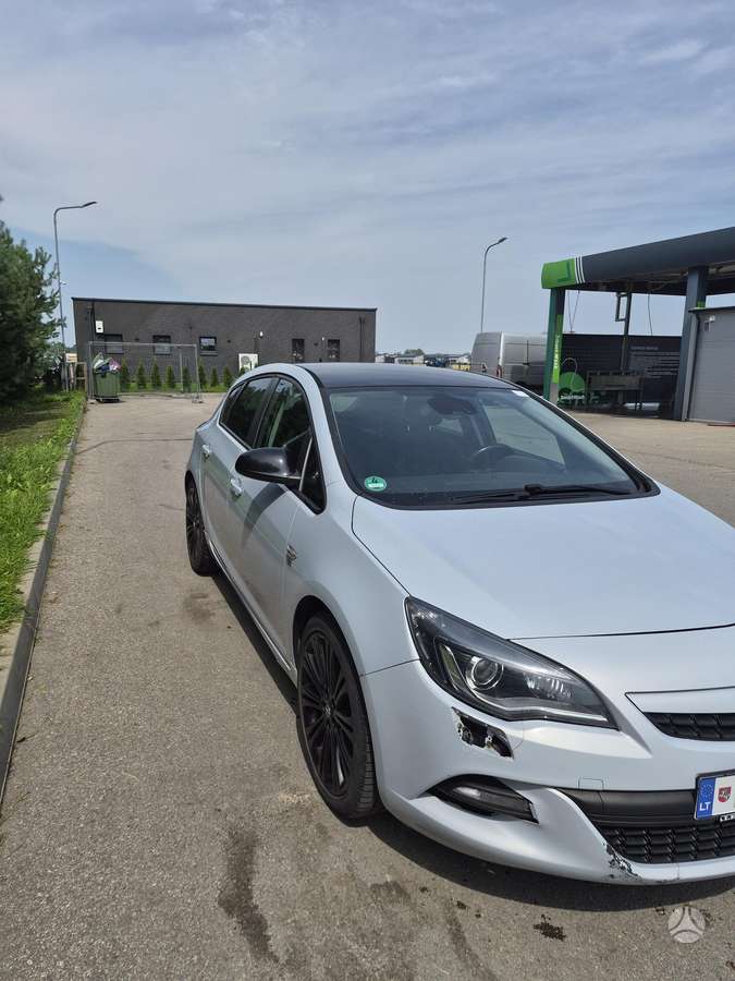Opel Astra, 1.4 l., hatchback