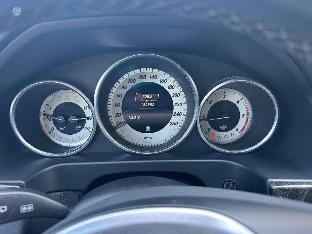 Mercedes-Benz E220, 2.1 l., Универсал
