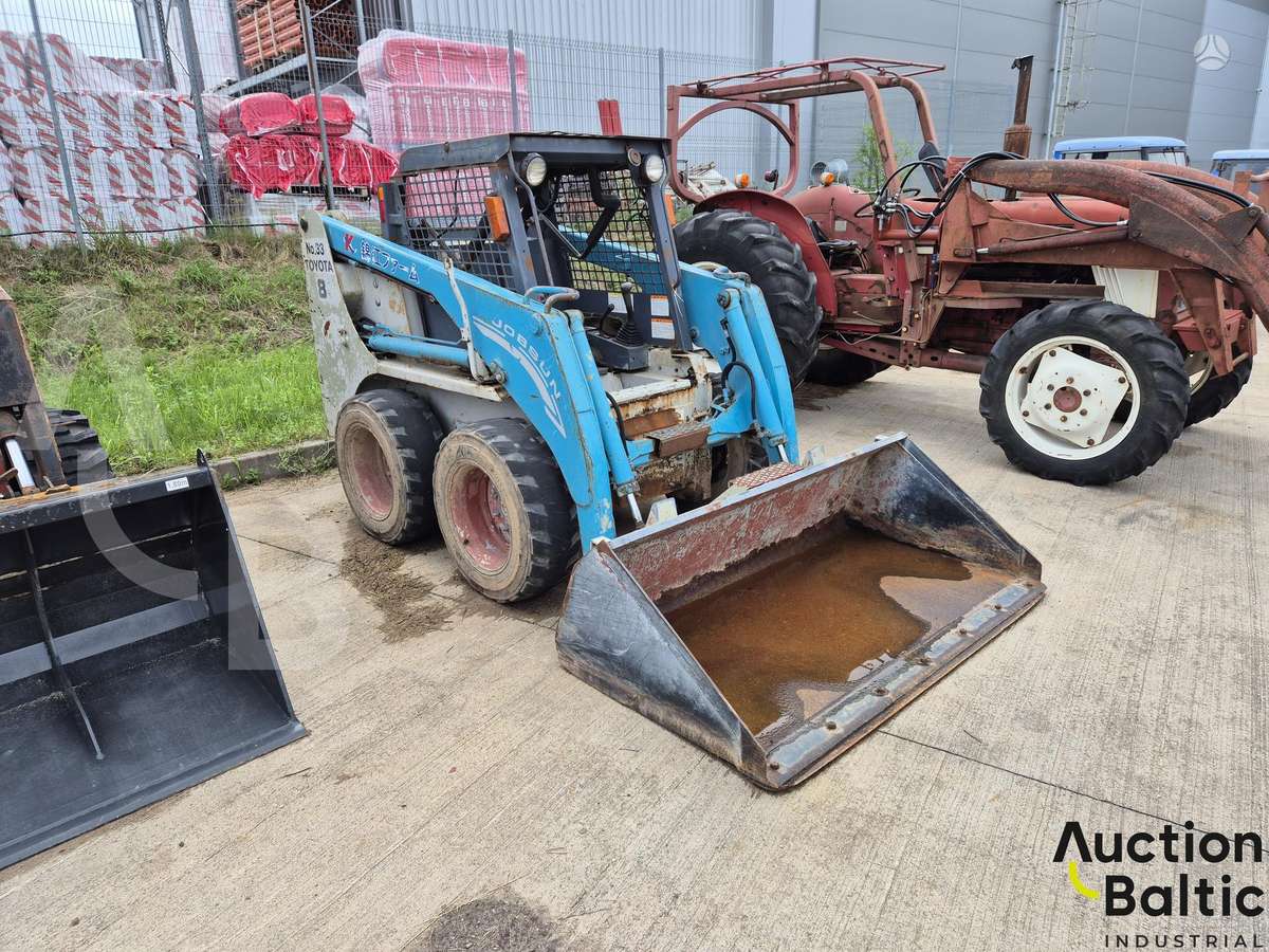 -Kita- Toyota 4 SDK 8, mini loaders