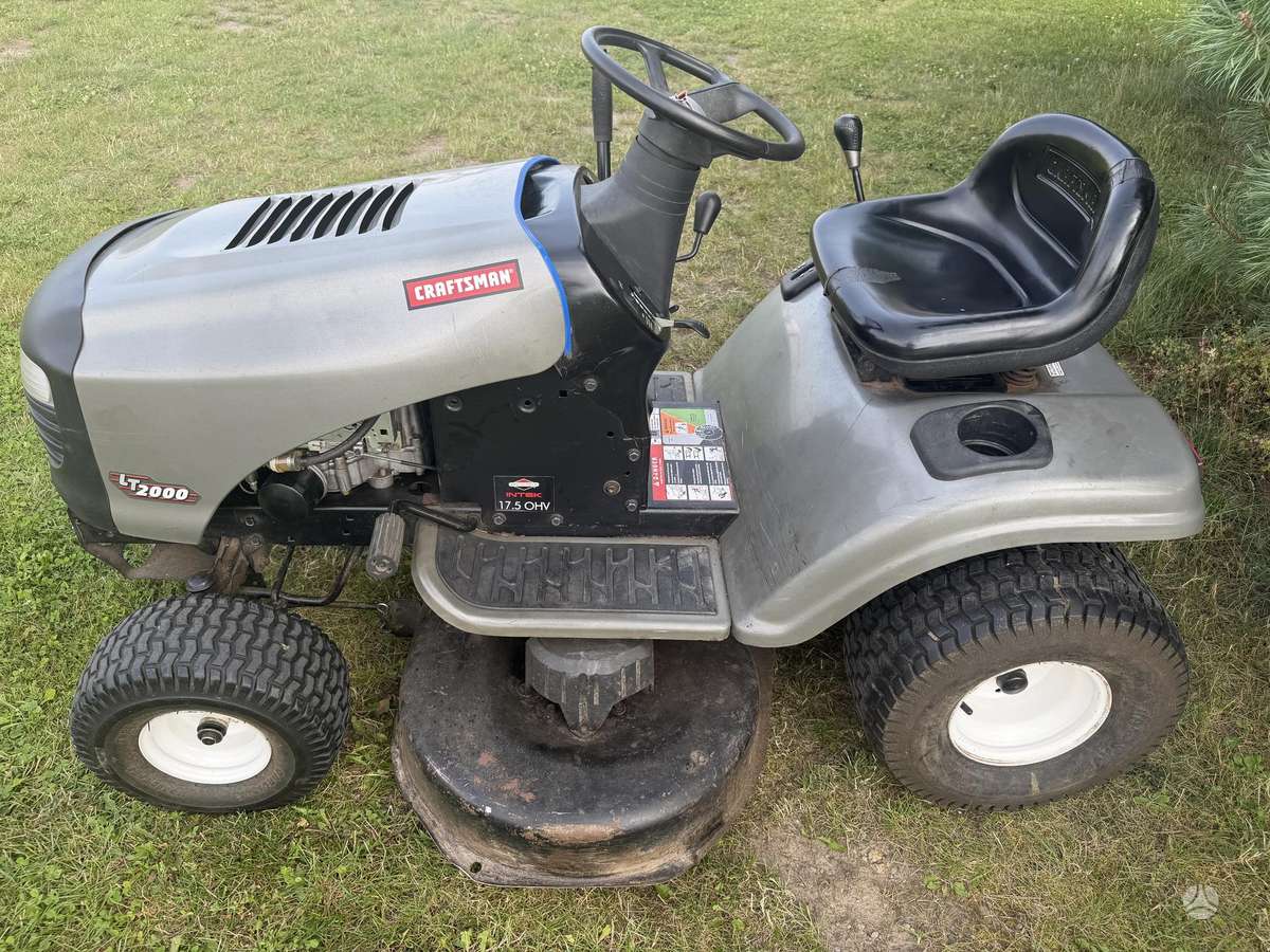 CRAFTSMAN LT2000, садовые тракторы