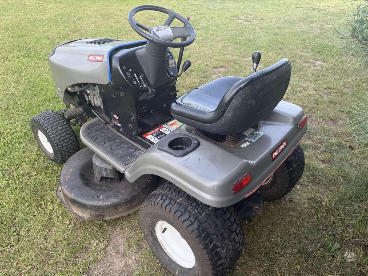 CRAFTSMAN LT2000, садовые тракторы