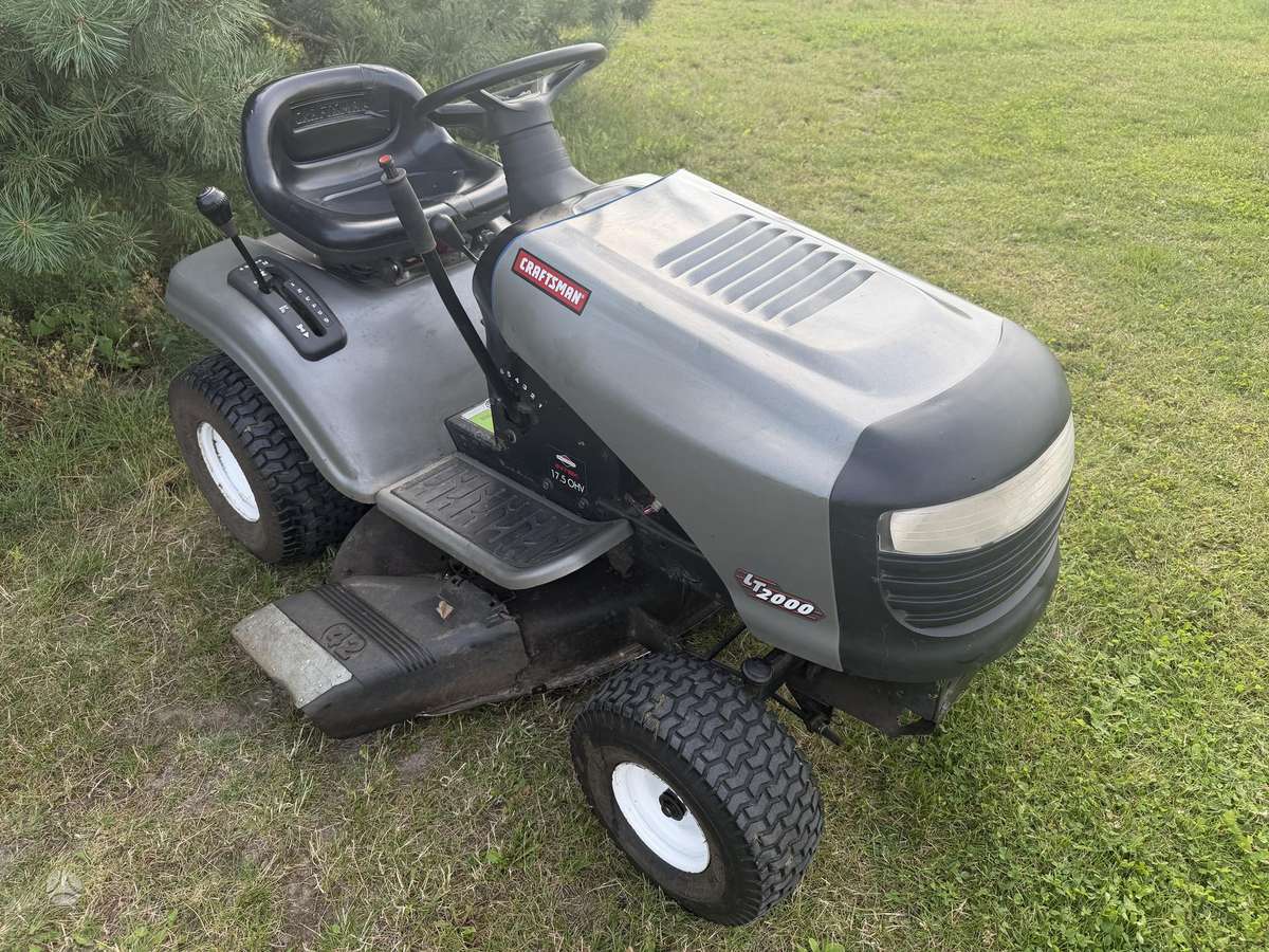 CRAFTSMAN LT2000, садовые тракторы