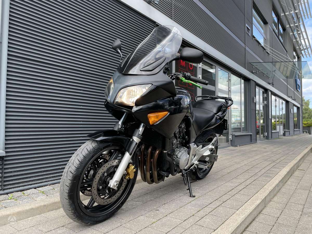 Honda CBF 600cc, street / classic