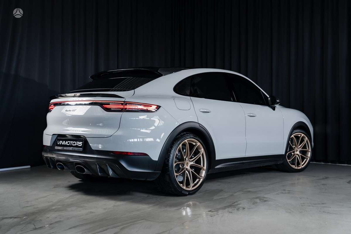 Porsche Cayenne Coupe - 4