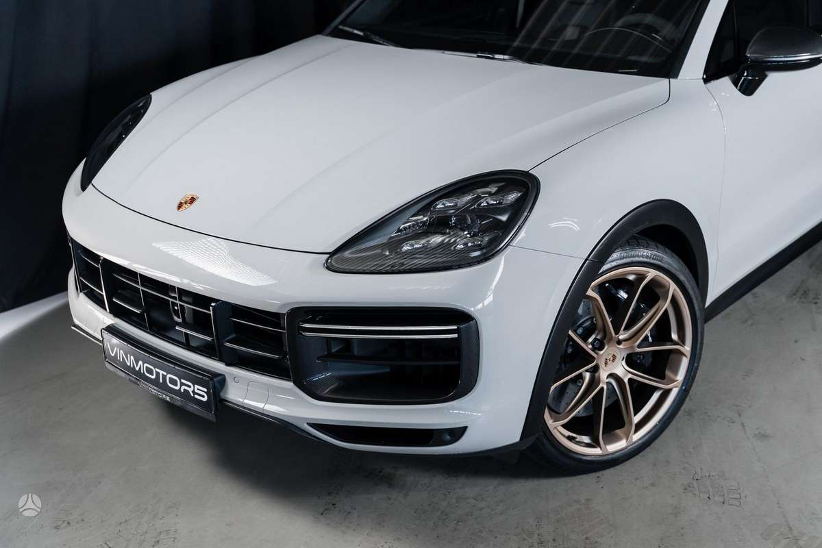 Porsche Cayenne Coupe - 8