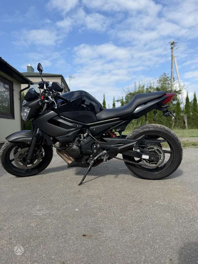 Yamaha XJ6 600cc, street / classic
