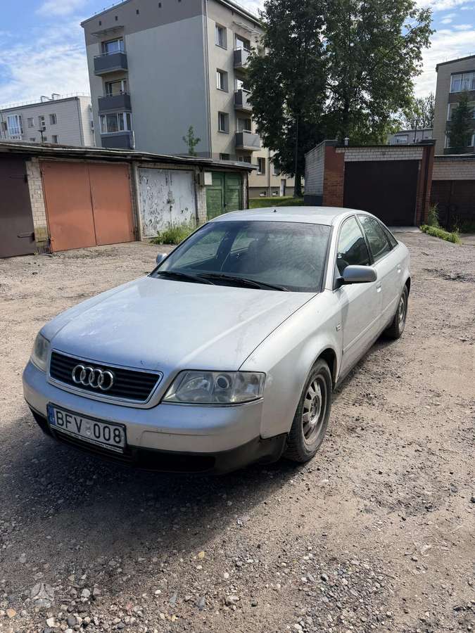 Audi A6, 1.8 l., Седан