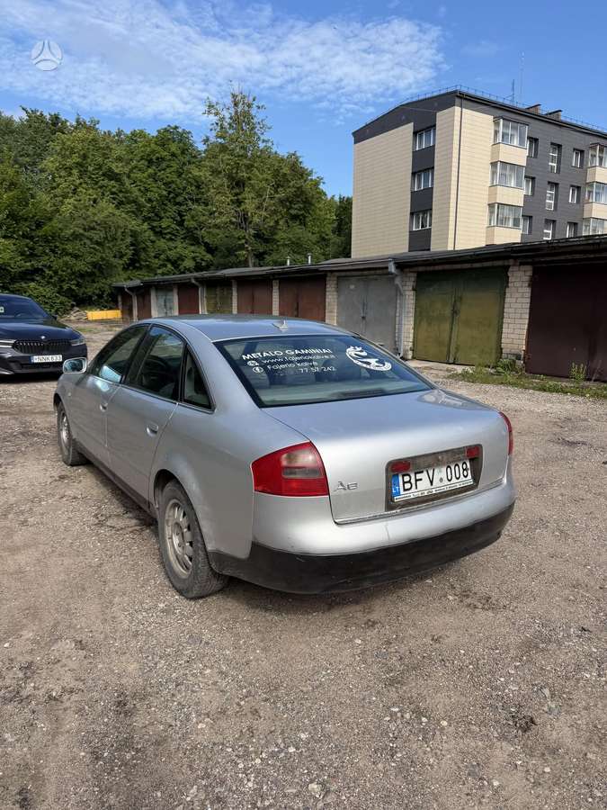 Audi A6, 1.8 l., Седан