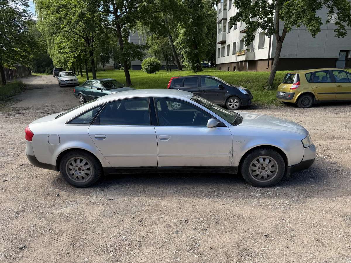 Audi A6, 1.8 l., Седан