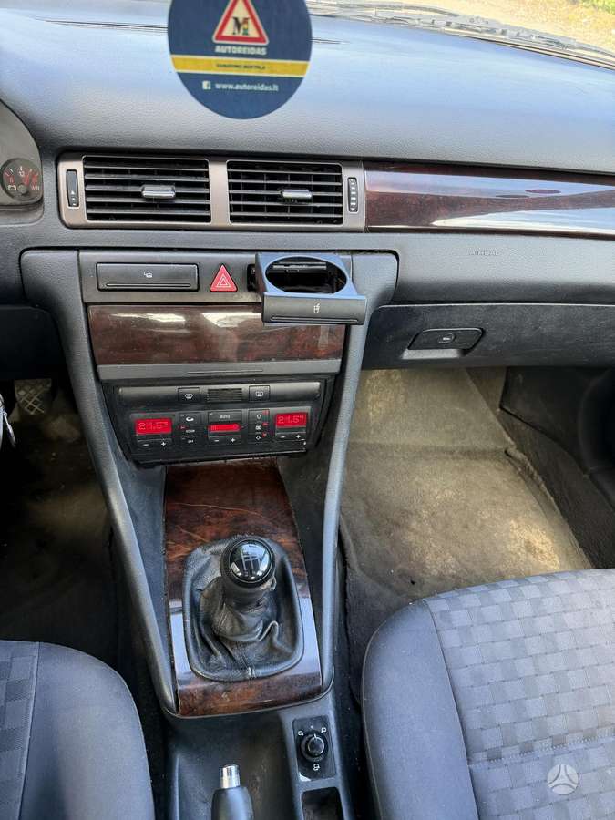 Audi A6, 1.8 l., Седан