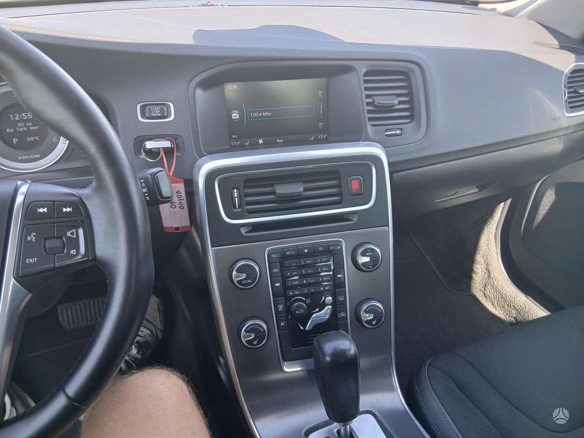 Volvo S60, 2.0 l., Седан