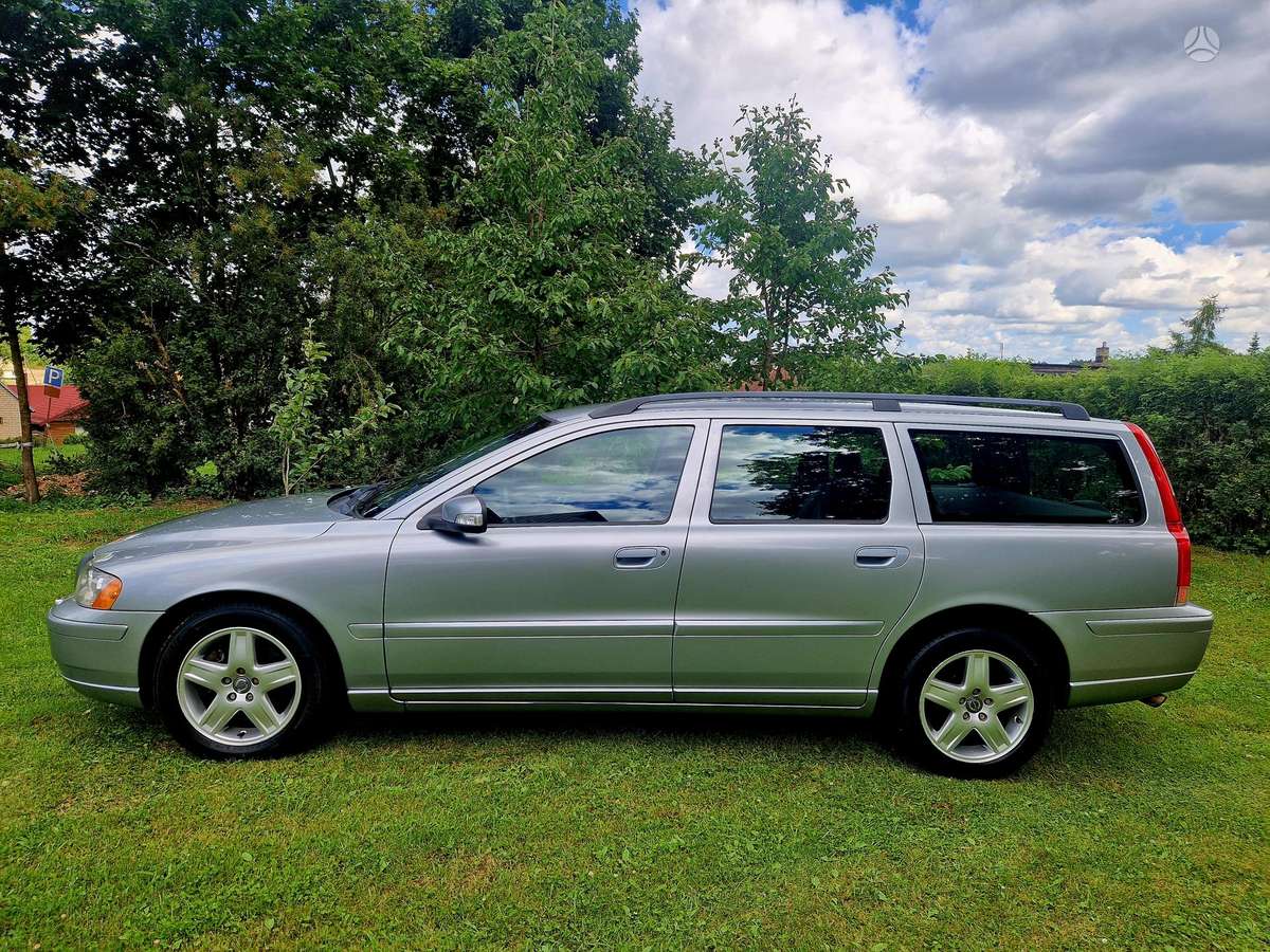 Volvo V70, 2.4 l., wagon