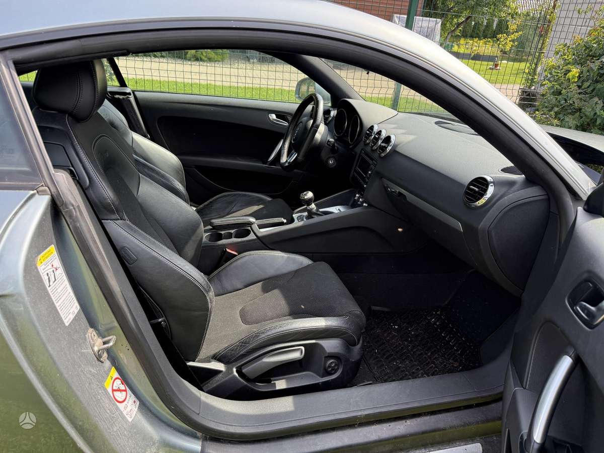Audi TT, 2.0 l., coupe