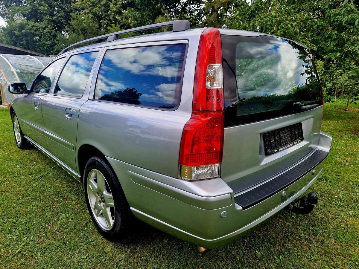 Volvo V70, 2.4 l., wagon