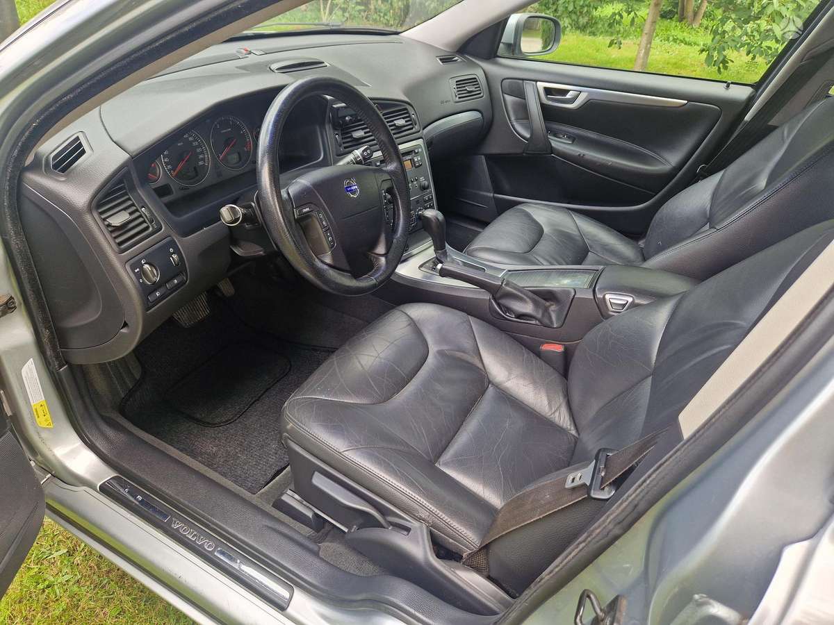 Volvo V70, 2.4 l., wagon